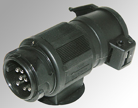 Adapter kablowy 13/7 standard - przejściówka do wtyczki haka holowiniczego Adapter kablowy 13/7 standard - przejściówka do wtyczki haka holowiniczego