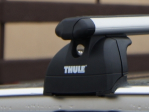 Thule Rapid Fixpoint XT 753 kompletny baga�nik z belkami ALU przeznaczony do reling�w zintegrowanych - zamykany